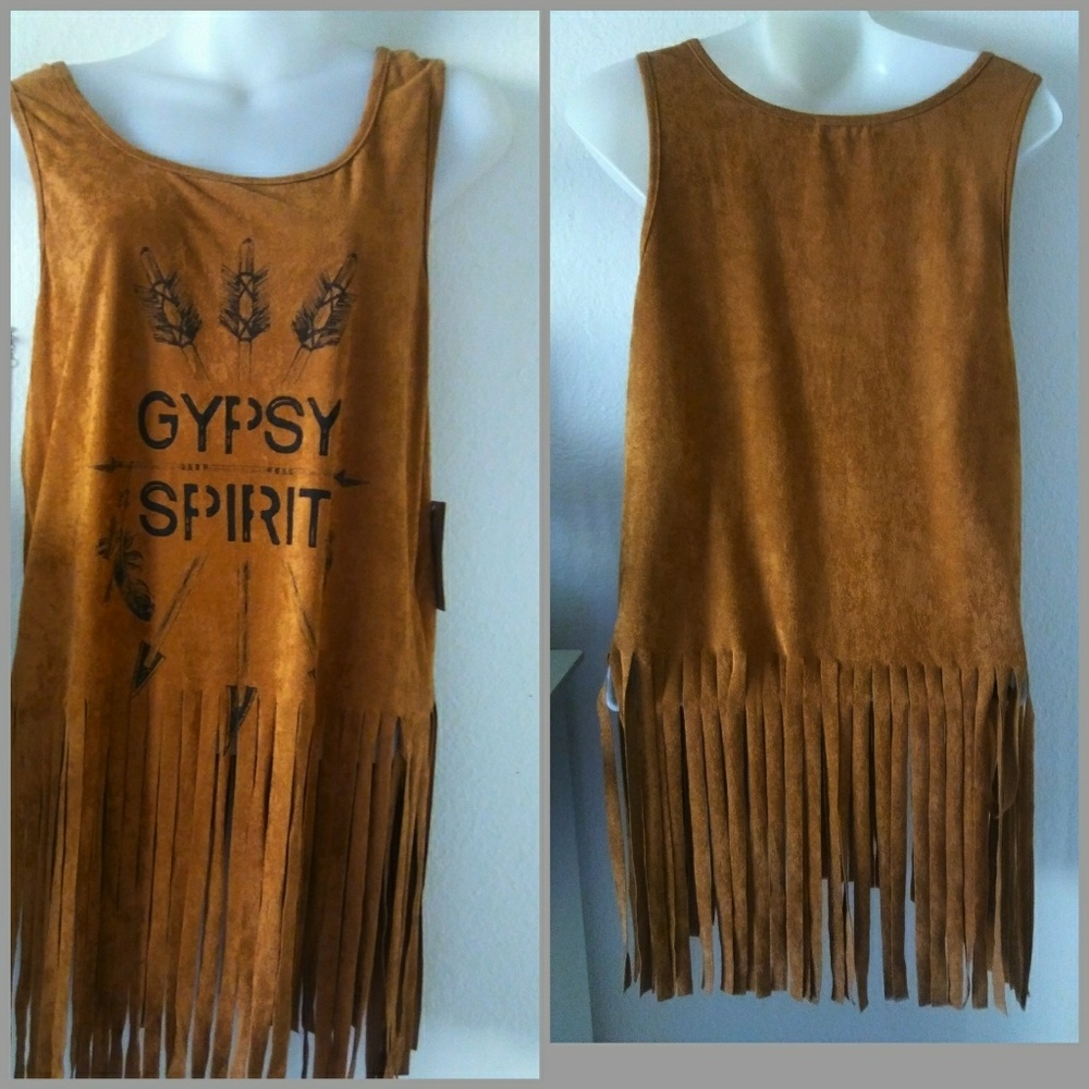 New ! Boho fringe top size m.